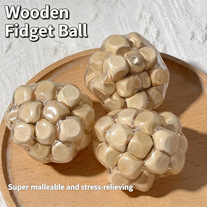 Wooden Noisy Ball Squishy Toy  - Kids Toys Entertainer 评论和价格
