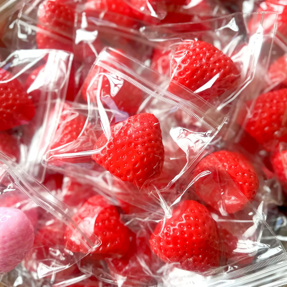 2026 Squishy Big Strawberry Sq - Kids Toys Entertainer 评论和价格